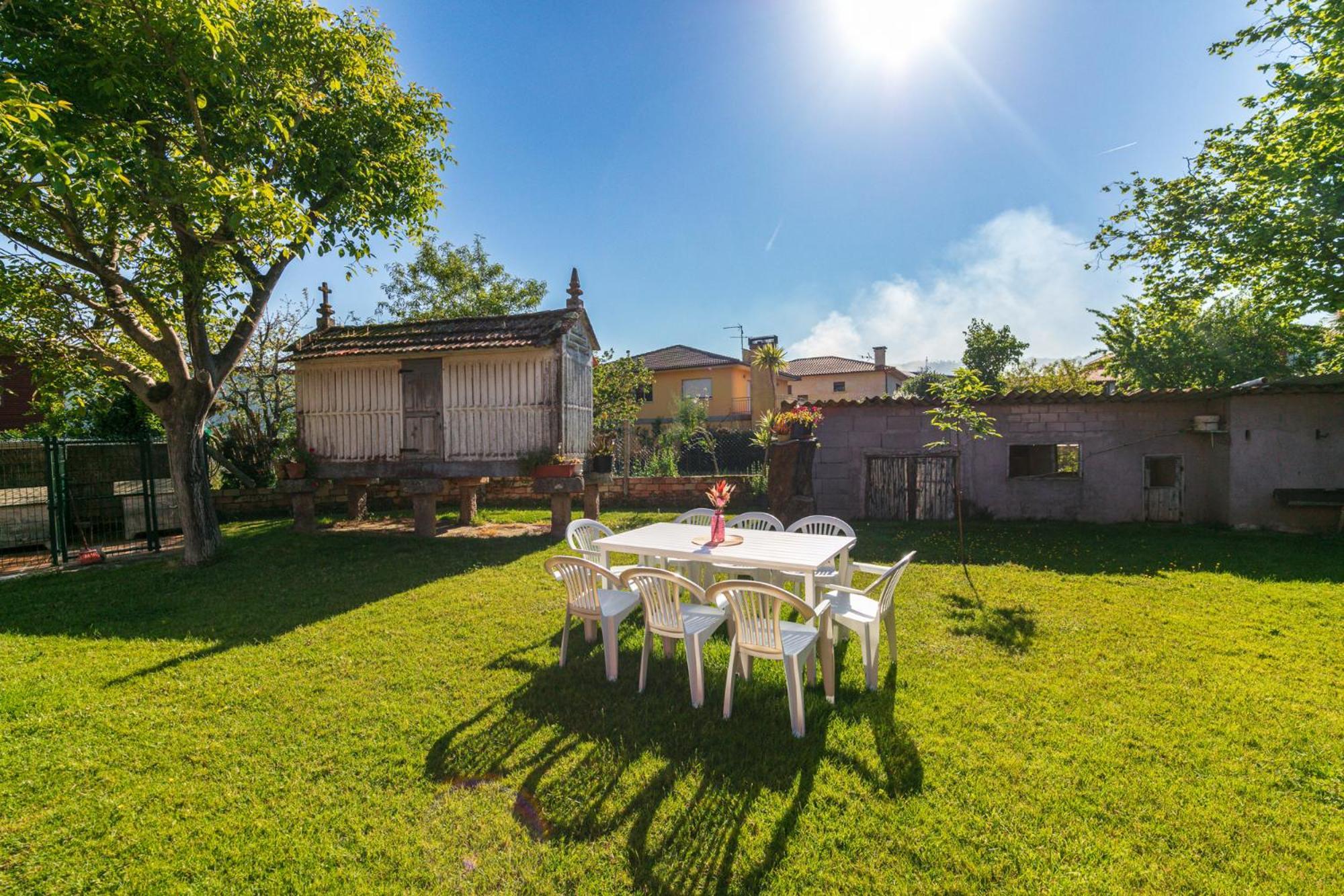 Retiro Rural Con Parking By Cabana Rentals Vigo Esterno foto
